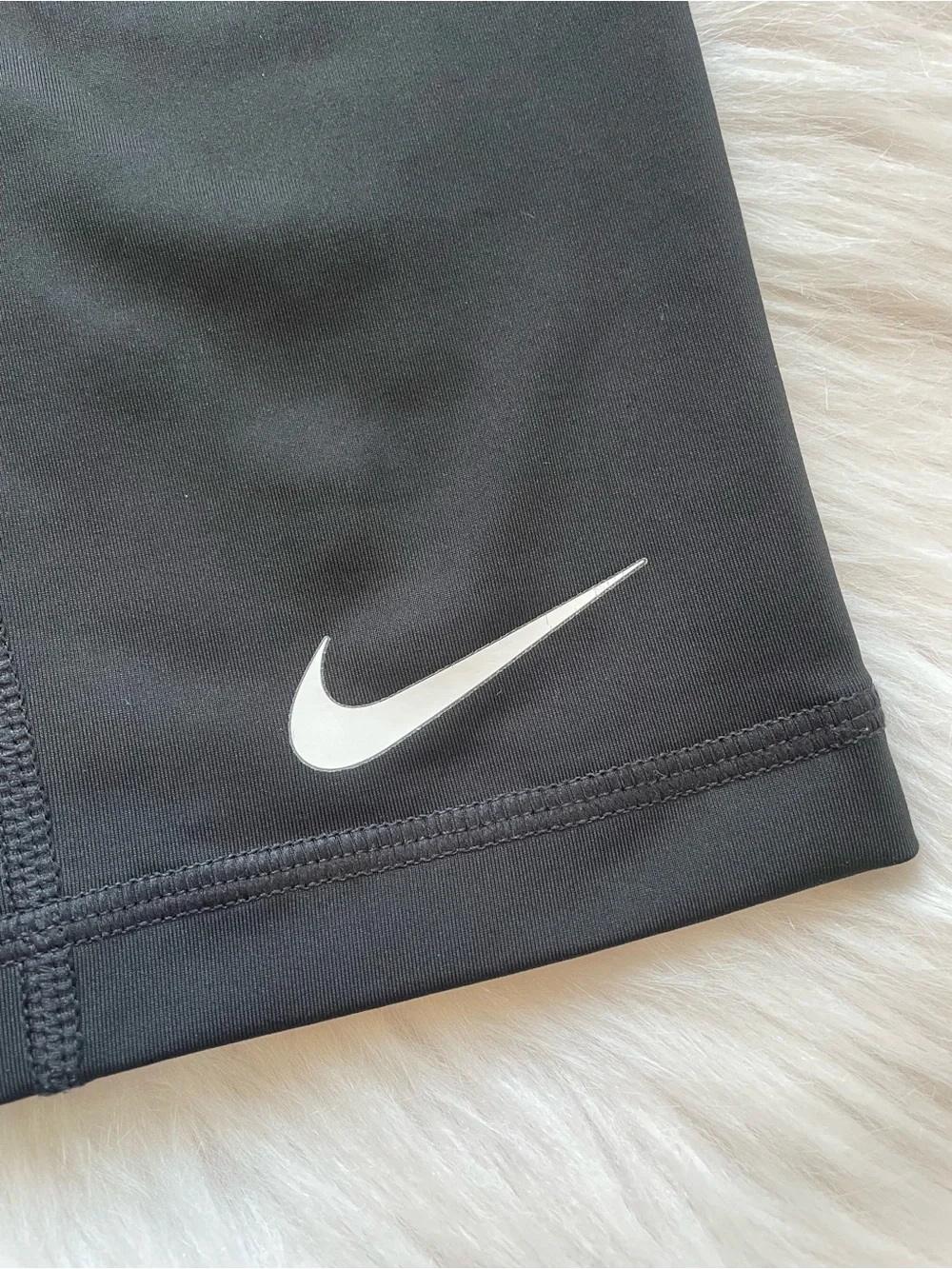 Nike pro capris leggings capri 18” Nike pros women’s XS black crop legging
